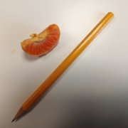 blyant med appelsin